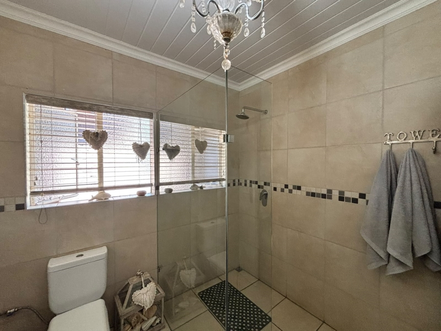 4 Bedroom Property for Sale in Grimbeeck Park North West